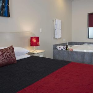 Aubyn Court Spa Motel